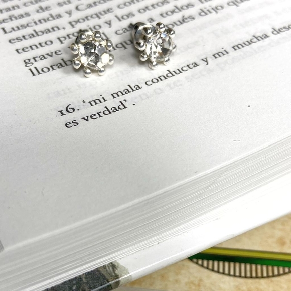 Alquimia Silver Stud Earrings - Picture 1 of 2